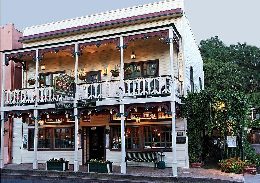The National Hotel Jamestown Buitenkant foto